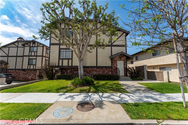 1814 Grant Avenue, Redondo Beach CA: https://media.crmls.org/medias/5acaa64f-7b5d-4231-9880-8ff0ce0c8bf4.jpg