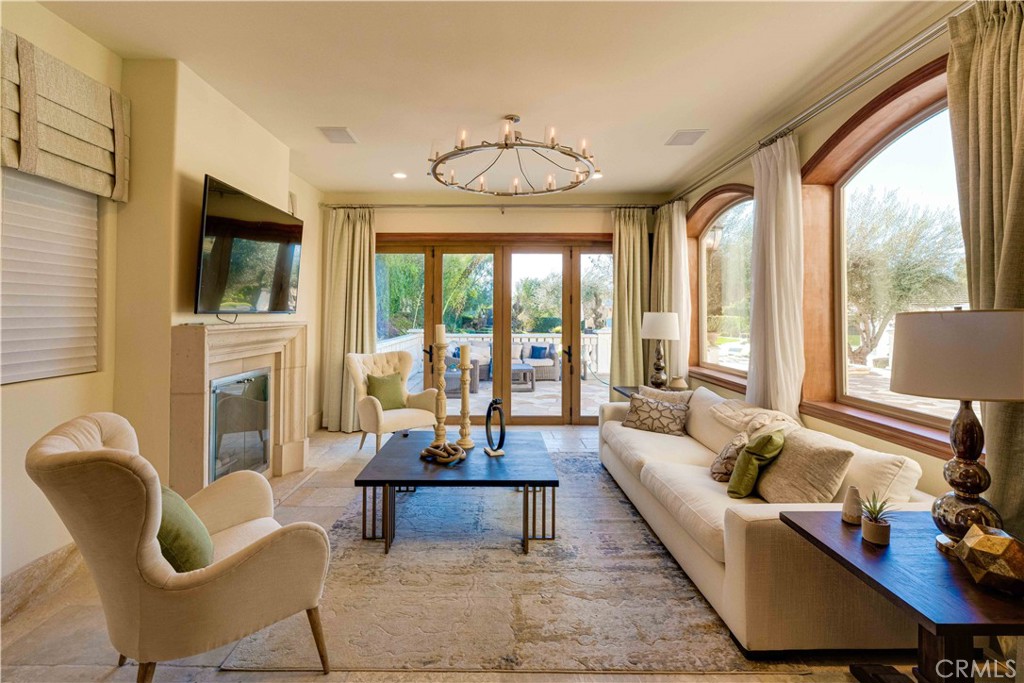 MLS #CV26156772 image #5