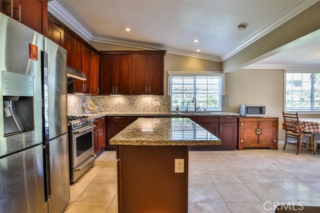 Detail Gallery Image 15 of 53 For 1276 Tierra Luna, Walnut,  CA 91789 - 3 Beds | 2 Baths