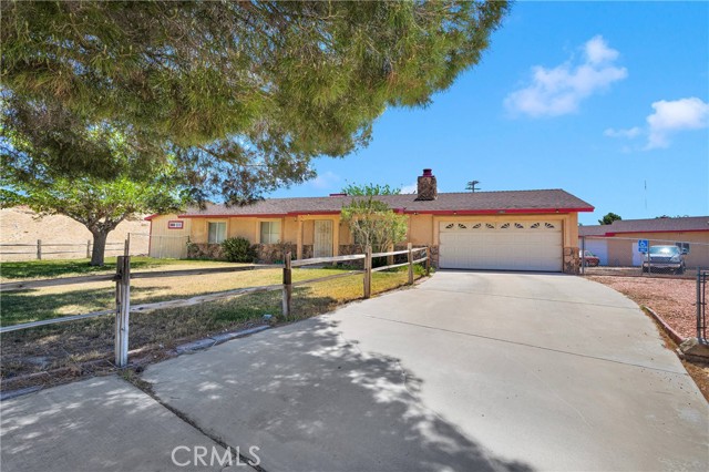 Detail Gallery Image 1 of 38 For 15869 Calandria Way, Victorville,  CA 92394 - 3 Beds | 2 Baths