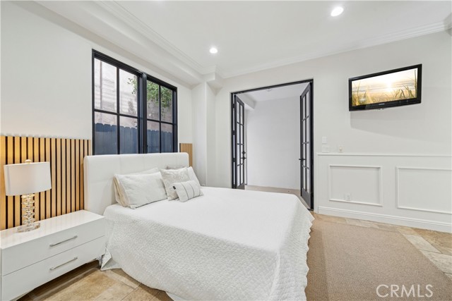 312 Carnation Avenue, Corona del Mar CA: https://media.crmls.org/medias/5acc5712-fa83-4816-ba00-1e4a5742894c.jpg