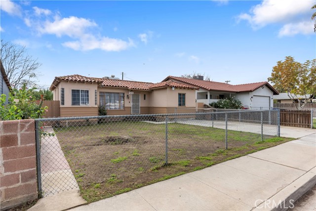 Detail Gallery Image 26 of 55 For 209 Decatur St, Bakersfield,  CA 93308 - 2 Beds | 1 Baths