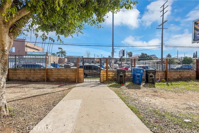 2507 Hooper Avenue, Los Angeles, CA 90011 Listing Photo  6