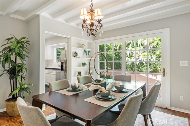 Detail Gallery Image 10 of 45 For 3250 Velma Dr, Los Angeles,  CA 90068 - 3 Beds | 2 Baths