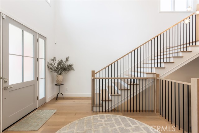 Detail Gallery Image 5 of 31 For 931 Duncan Ave, Manhattan Beach,  CA 90266 - 6 Beds | 5/2 Baths