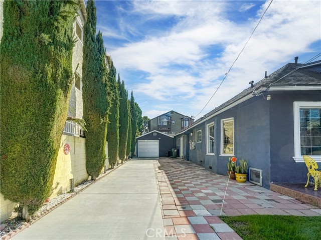 Detail Gallery Image 9 of 61 For 1626 E 6th, Long Beach,  CA 90802 - 3 Beds | 2 Baths