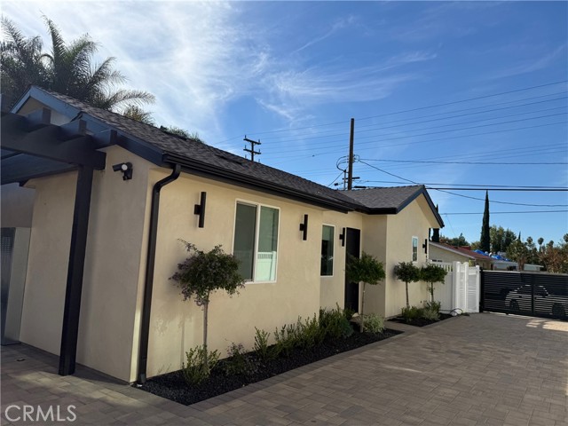 Detail Gallery Image 22 of 28 For 8546 Vanalden, Northridge,  CA 91324 - 2 Beds | 1 Baths