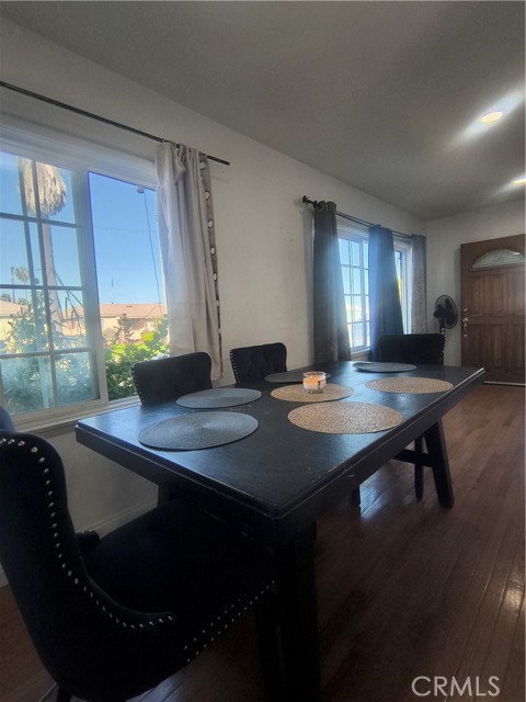 Detail Gallery Image 5 of 22 For 1616 W Palmer, Compton,  CA 90220 - 3 Beds | 2 Baths