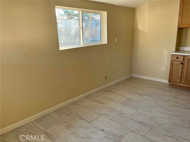 Detail Gallery Image 6 of 16 For 814 E E St, Ontario,  CA 91764 - 0 Beds | 1 Baths