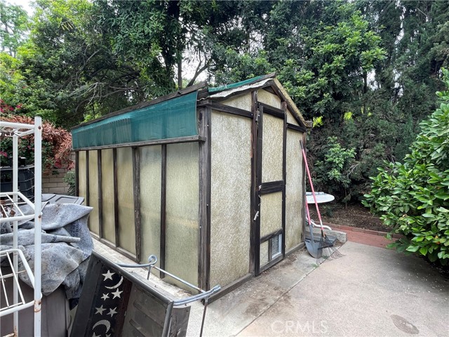 643 W Alegria Avenue, Sierra Madre CA: https://media.crmls.org/medias/5ad38802-b2b2-4b34-9e5a-78209d52dc49.jpg