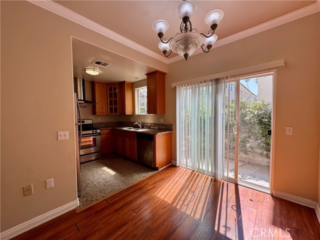 2418 Mohawk Street, Pasadena CA: https://media.crmls.org/medias/5ad3a506-a023-4400-a0c5-6d7d004af1f6.jpg
