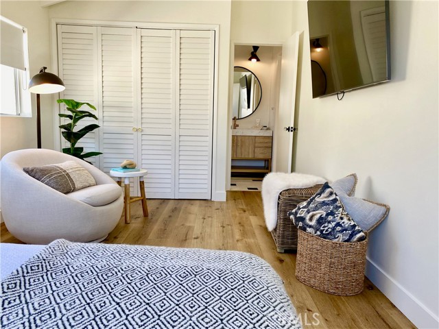 Detail Gallery Image 19 of 33 For 322 Grand Canal, Newport Beach,  CA 92662 - 3 Beds | 3 Baths