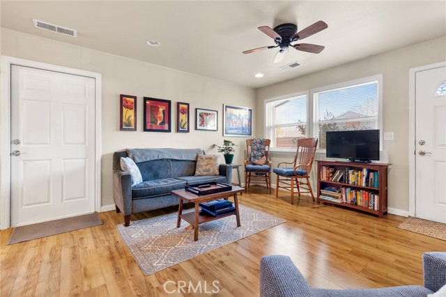 Detail Gallery Image 20 of 41 For 1440 Laburnum Ave, Chico,  CA 95926 - 5 Beds | 2 Baths