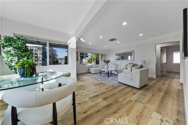 Detail Gallery Image 8 of 55 For 5224 Hallowell, Temple City,  CA 91780 - 5 Beds | 4/1 Baths