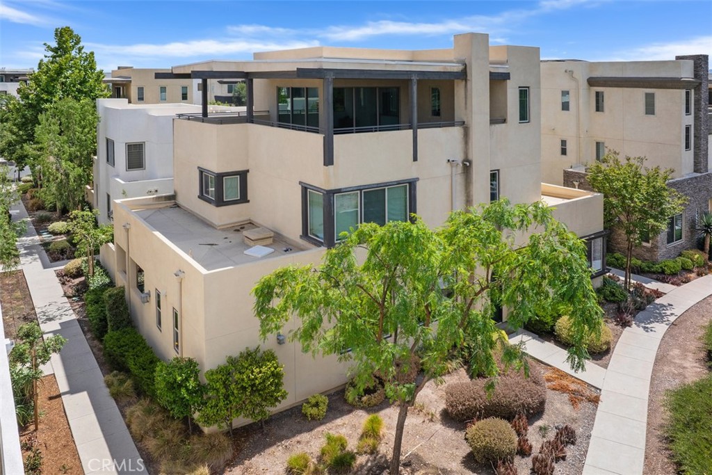 5ad89c5a 7d89 4626 9bc1 45ec5f83a3ef