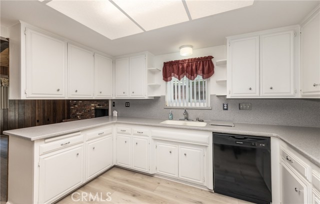 Detail Gallery Image 13 of 41 For 23187 Glendora Dr, Grand Terrace,  CA 92313 - 4 Beds | 2/1 Baths