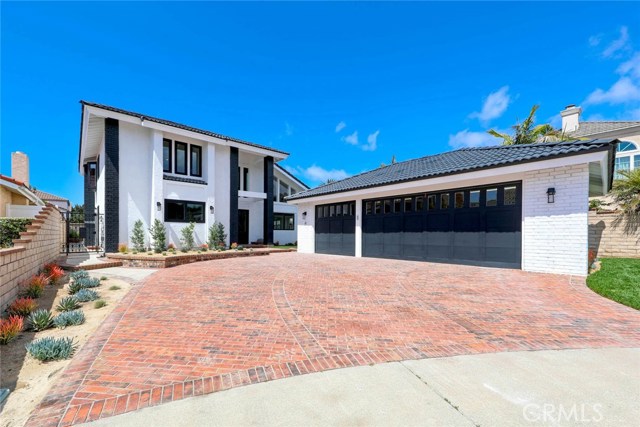 16801 Stonehaven Circle, Huntington Beach, CA 92649