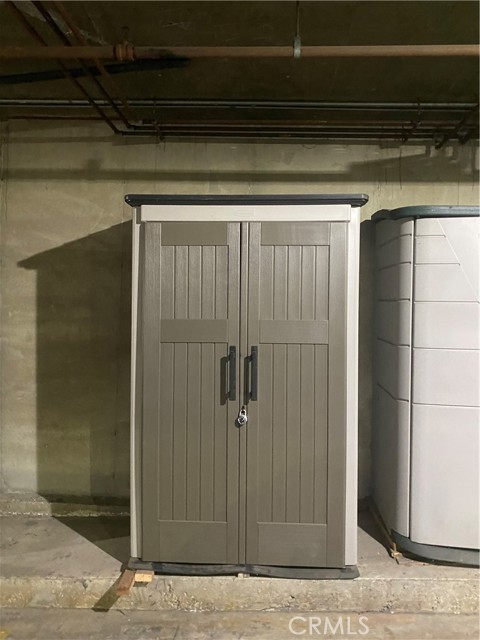 2101 E 21st, Signal Hill CA: https://media.crmls.org/medias/5ada7c5a-9aea-4131-bef0-8480149ef6ae.jpg