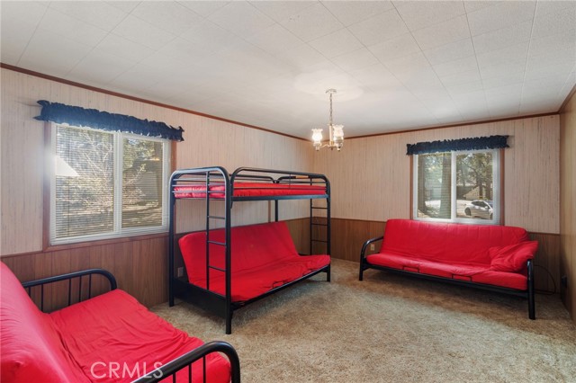 Detail Gallery Image 9 of 23 For 38992 Bayview Ln, Big Bear Lake,  CA 92315 - 4 Beds | 1/1 Baths