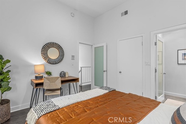 1814 Thayer Avenue, Los Angeles CA: https://media.crmls.org/medias/5adb0ec3-9787-4e29-9ca6-38d59013f090.jpg