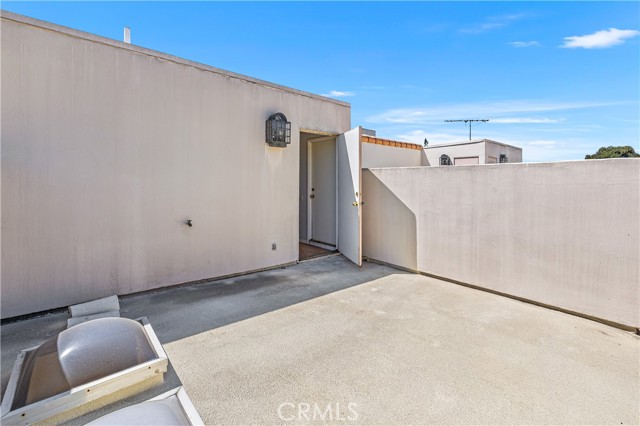 Detail Gallery Image 20 of 25 For 5715 Etiwanda Ave #4,  Tarzana,  CA 91356 - 3 Beds | 3 Baths