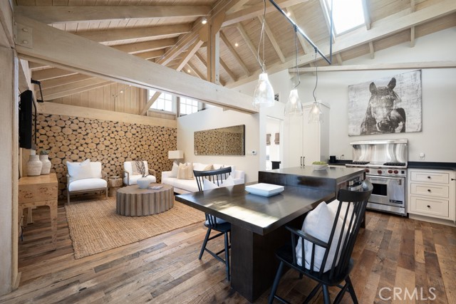 604 Begonia Avenue, Corona del Mar CA: https://media.crmls.org/medias/5adbc175-a2e9-4efe-8f3d-58a0ba6c7066.jpg