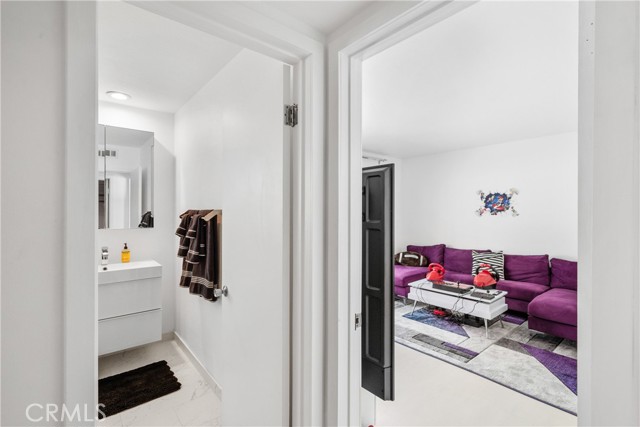Detail Gallery Image 20 of 61 For 20191 Imperial Cove Ln, Huntington Beach,  CA 92646 - 3 Beds | 3 Baths
