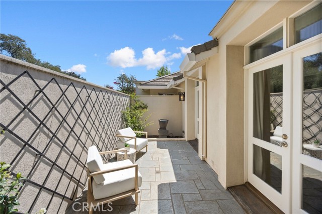 940 Singing Wood Drive, Arcadia CA: https://media.crmls.org/medias/5adcbea5-357f-4999-b543-3fcb57ebae48.jpg
