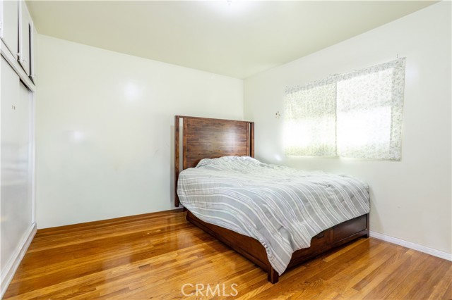 Detail Gallery Image 13 of 33 For 19858 Saticoy, Winnetka,  CA 91306 - 3 Beds | 2 Baths