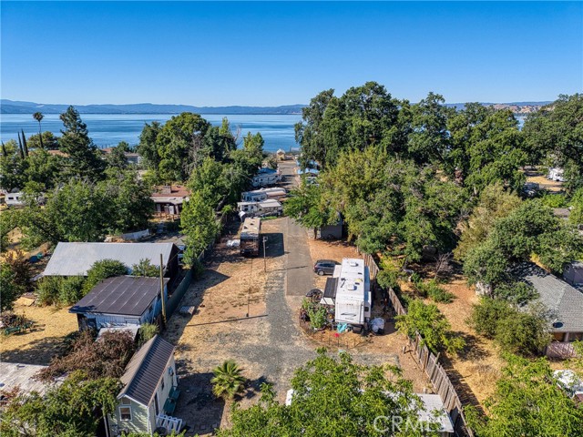 2630 Lakeshore Boulevard, Upper Lake CA: https://media.crmls.org/medias/5add6a97-bb1b-40dc-b79d-014cf0bec579.jpg