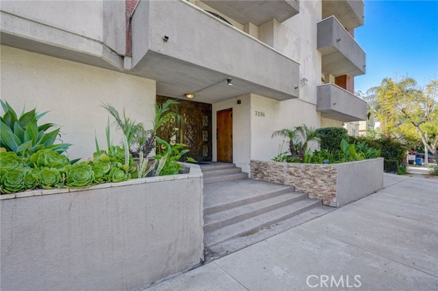 Image 3 for 3284 Barham Blvd #205, Los Angeles, CA 90068