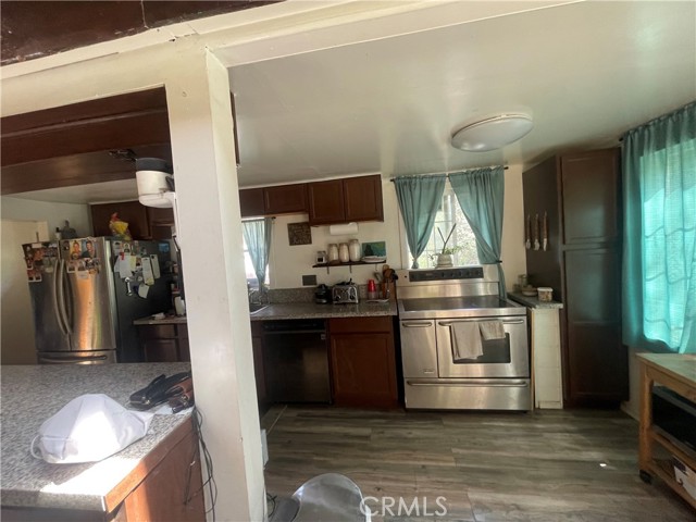 Detail Gallery Image 3 of 8 For 14025 Meadow, Lytle Creek,  CA 92358 - 3 Beds | 1/1 Baths