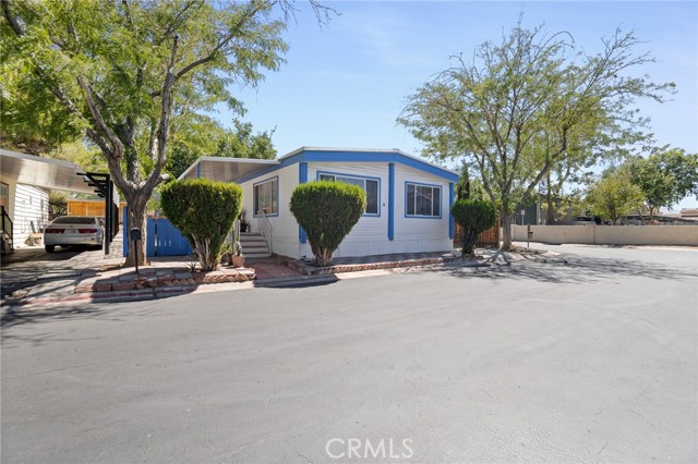 3524 East Avenue, Palmdale CA: https://media.crmls.org/medias/5adf77ff-2a89-4a52-9b3e-f528ebbcf2e6.jpg