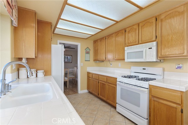 Detail Gallery Image 17 of 53 For 40083 Corte Lorca, Murrieta,  CA 92562 - 2 Beds | 2 Baths