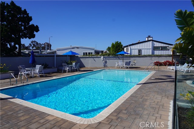 Detail Gallery Image 17 of 22 For 298 Lexington Circle, Newport Beach,  CA 92660 - 2 Beds | 2 Baths