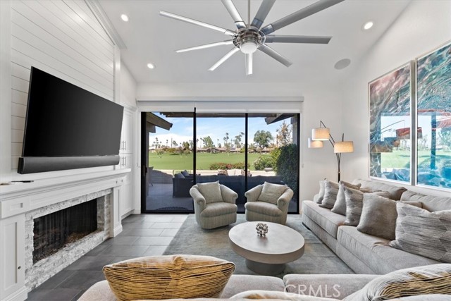 Detail Gallery Image 11 of 33 For 126 Old Ranch Rd, Palm Desert,  CA 92211 - 2 Beds | 2/1 Baths
