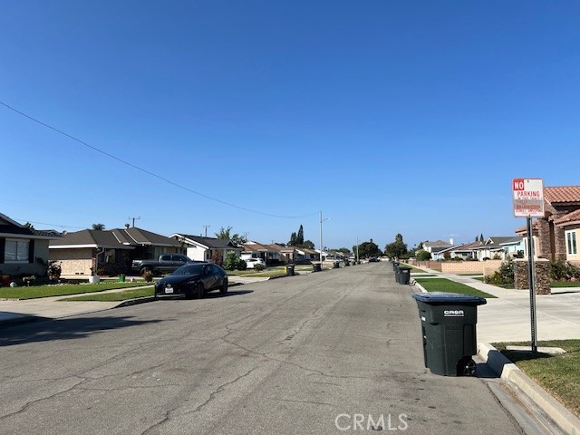 https://media.crmls.org/medias/5ae17121-458a-43a9-b7a8-0f486e8989d0.jpg?preset=X-Large