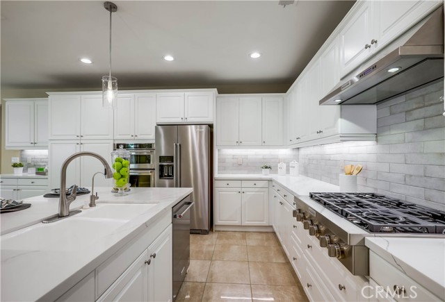 Detail Gallery Image 23 of 70 For 9936 Pear, Westminster,  CA 92683 - 4 Beds | 3/1 Baths