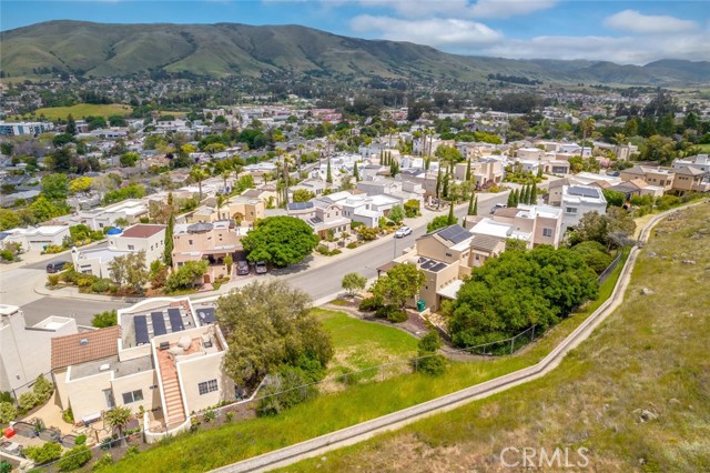 Detail Gallery Image 9 of 15 For 489 Bluerock Drive, San Luis Obispo,  CA 93401 - – Beds | – Baths