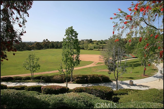 21055 Avenida Magnifica, Lake Forest CA: https://media.crmls.org/medias/5ae2e4f2-dba5-4018-8a0c-f60d36290ff5.jpg
