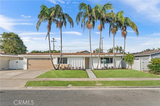 Detail Gallery Image 1 of 1 For 961 Coronado Dr, Costa Mesa,  CA 92626 - 3 Beds | 2 Baths