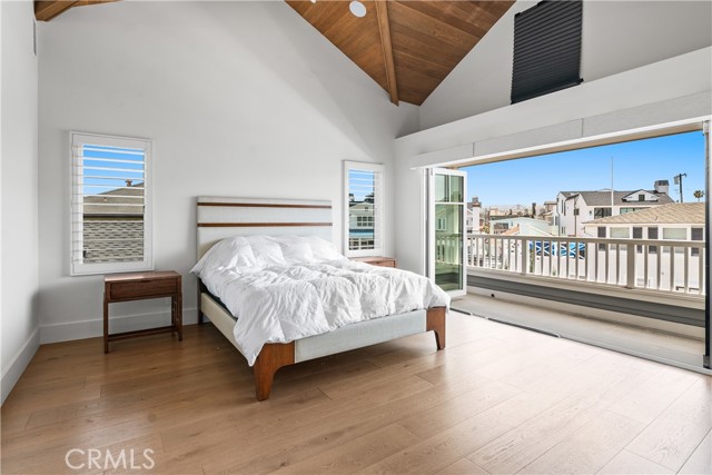 Detail Gallery Image 18 of 36 For 211 Topaz Ave, Newport Beach,  CA 92662 - 3 Beds | 3/1 Baths