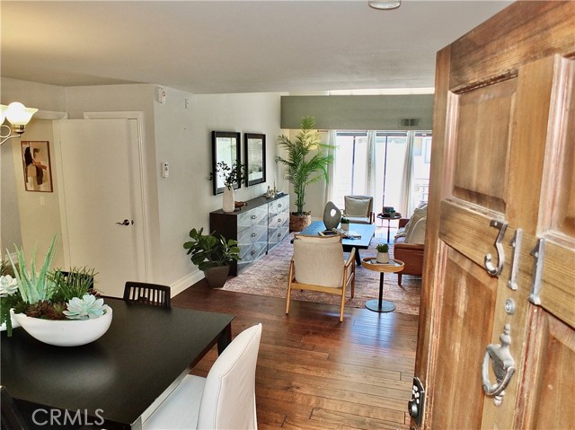 4138 E Mendez Street, Long Beach CA: https://media.crmls.org/medias/5ae390c9-47a6-4a14-a6bc-ac8dfb2fd355.jpg