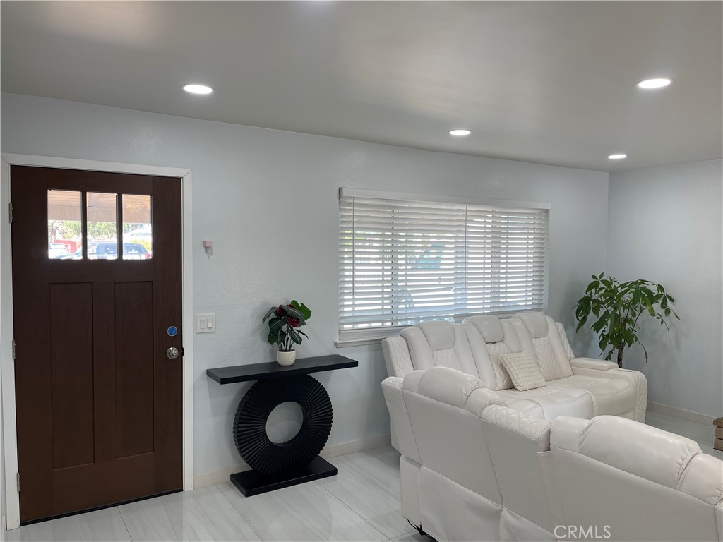 MLS #CV26172373 image #4