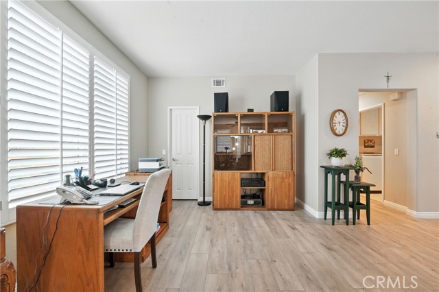 15019 Avenida Compadres, Chino Hills CA: https://media.crmls.org/medias/5ae41437-95cc-414f-9da0-c67885146d8b.jpg