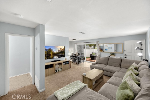 Detail Gallery Image 6 of 42 For 20276 Greenhill Lane #62,  Yorba Linda,  CA 92886 - 2 Beds | 1/1 Baths