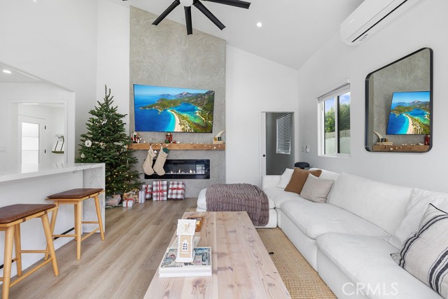 Detail Gallery Image 48 of 75 For 236 Camellia Ln, Costa Mesa,  CA 92627 - 5 Beds | 3 Baths