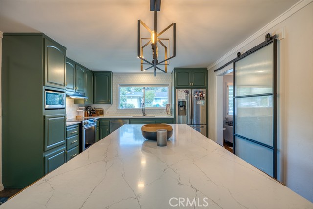 Detail Gallery Image 11 of 33 For 644 Jeffrey Drive, San Luis Obispo,  CA 93405 - 3 Beds | 2 Baths