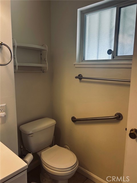 Detail Gallery Image 26 of 33 For 18735 Nordhoff St, Northridge,  CA 91324 - 3 Beds | 2 Baths