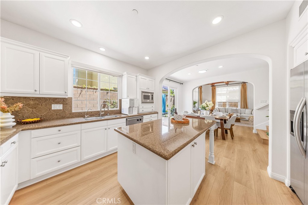 MLS #OC26155229 image #13